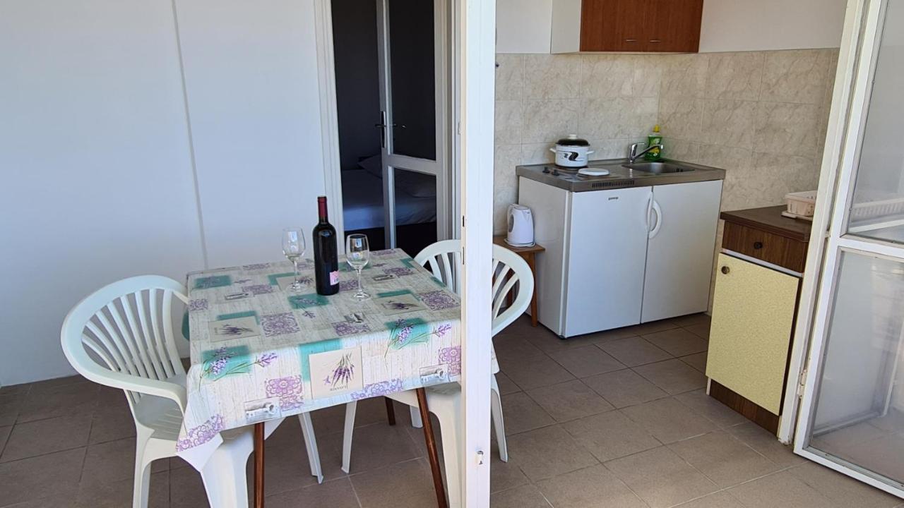 Apartments Kust Млини Екстериор снимка