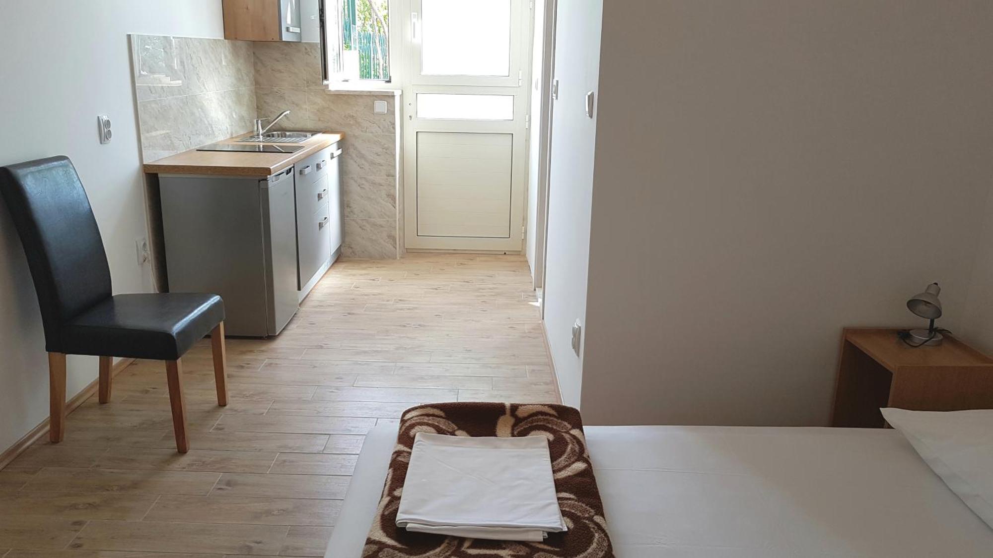 Apartments Kust Млини Екстериор снимка